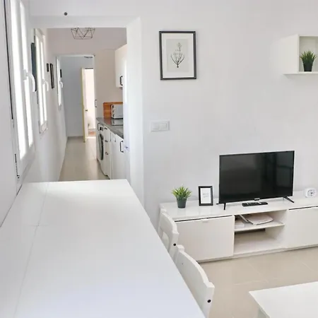 Estudio White Apartment *